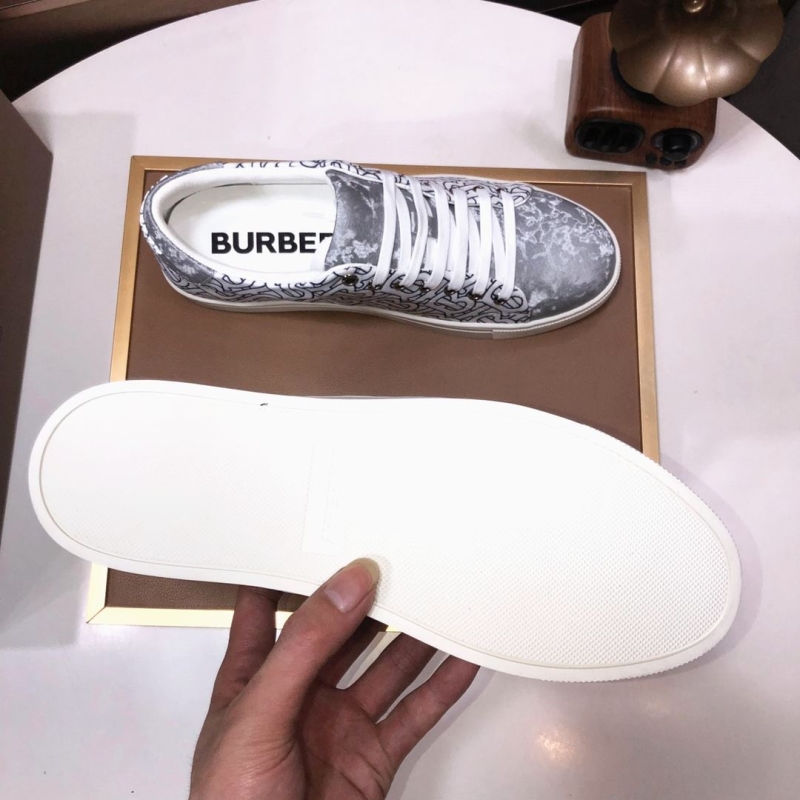 Burberry Sneakers